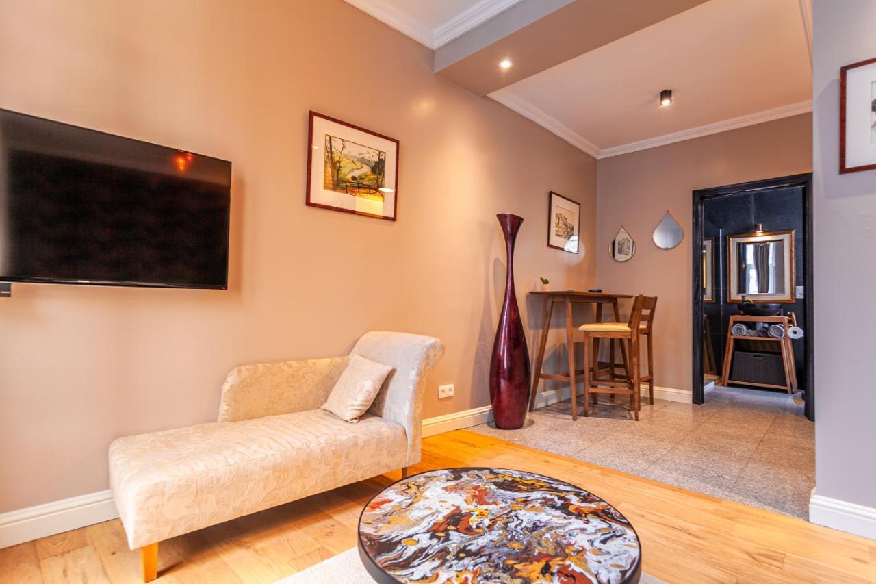 Luxury Suites Boutique By Rikas Hotels Anversa Esterno foto