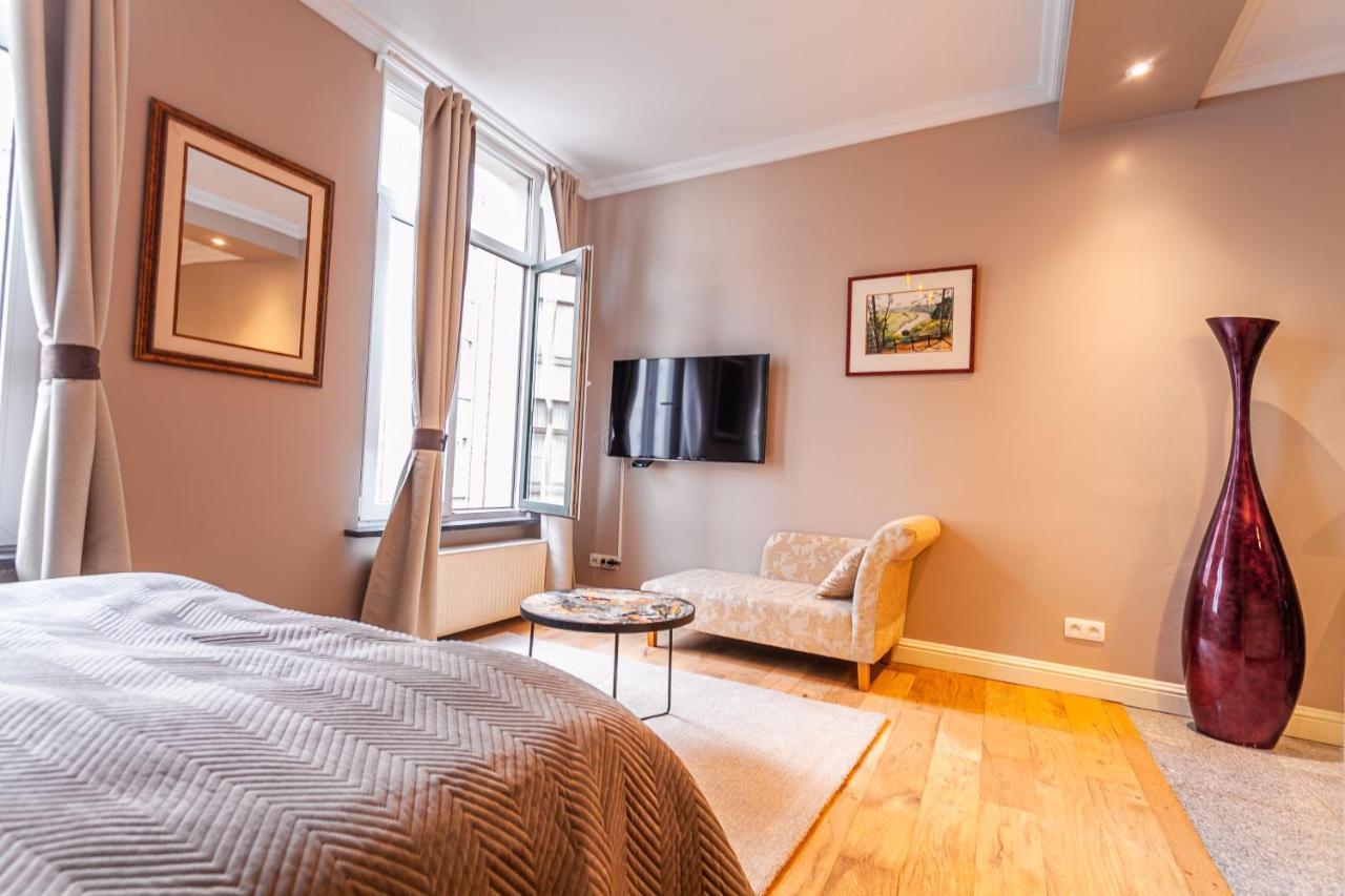 Luxury Suites Boutique By Rikas Hotels Anversa Esterno foto