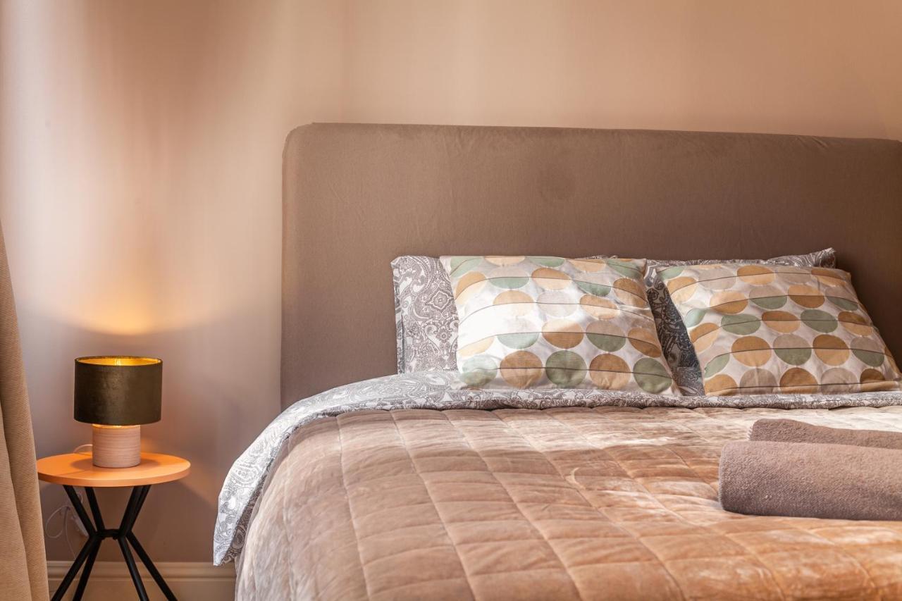 Luxury Suites Boutique By Rikas Hotels Anversa Esterno foto